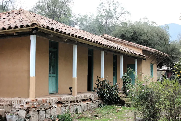 10 beneficios de uso de adobe en construcciones en Chile